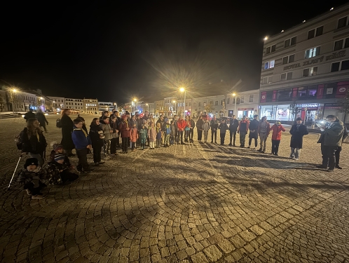 Vodní skauti znovu prožili 17. listopad